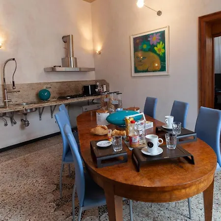 Bed & Breakfast Due Papi Savona