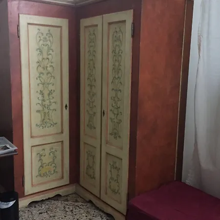 לינה וארוחת בוקר Due Papi