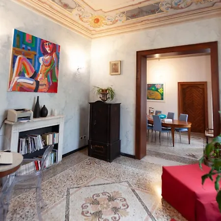 Due Papi לינה וארוחת בוקר