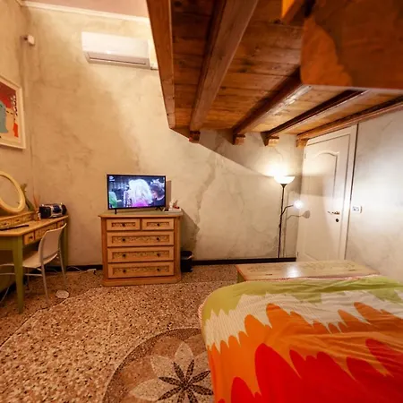 Due Papi فندق مبيت وإفطار سافونا