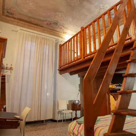 Due Papi فندق مبيت وإفطار 3*